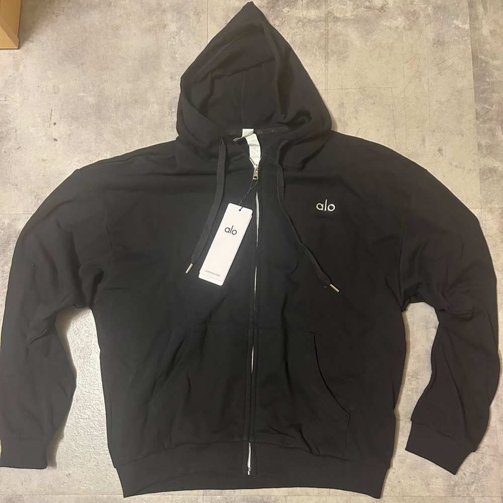 Brand new black Alo set